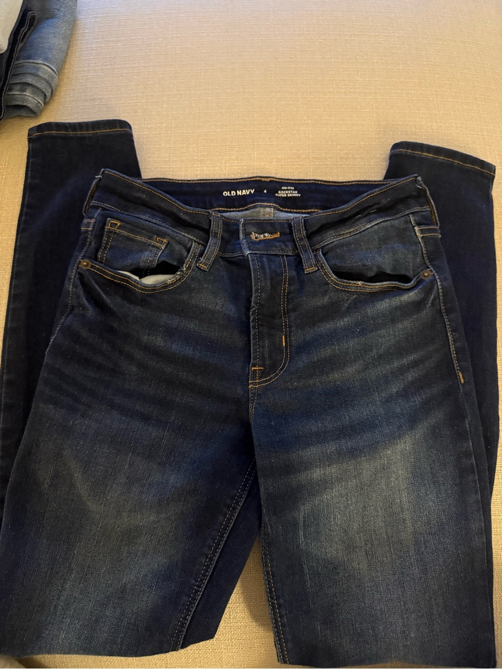 Old Navy Dark Wash skinny Jeans